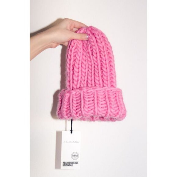 Mr. Mittens Luxury 100% Wool Chunky Ribbed Knit Handmade Ribble Beanie Toque Hat - Picture 8 of 8